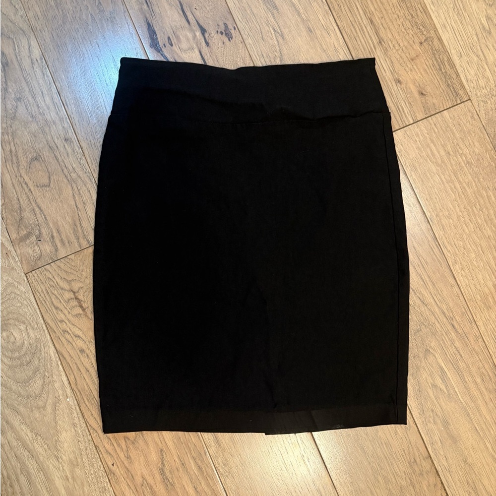 by & by Classic Black Pencil Skirt
